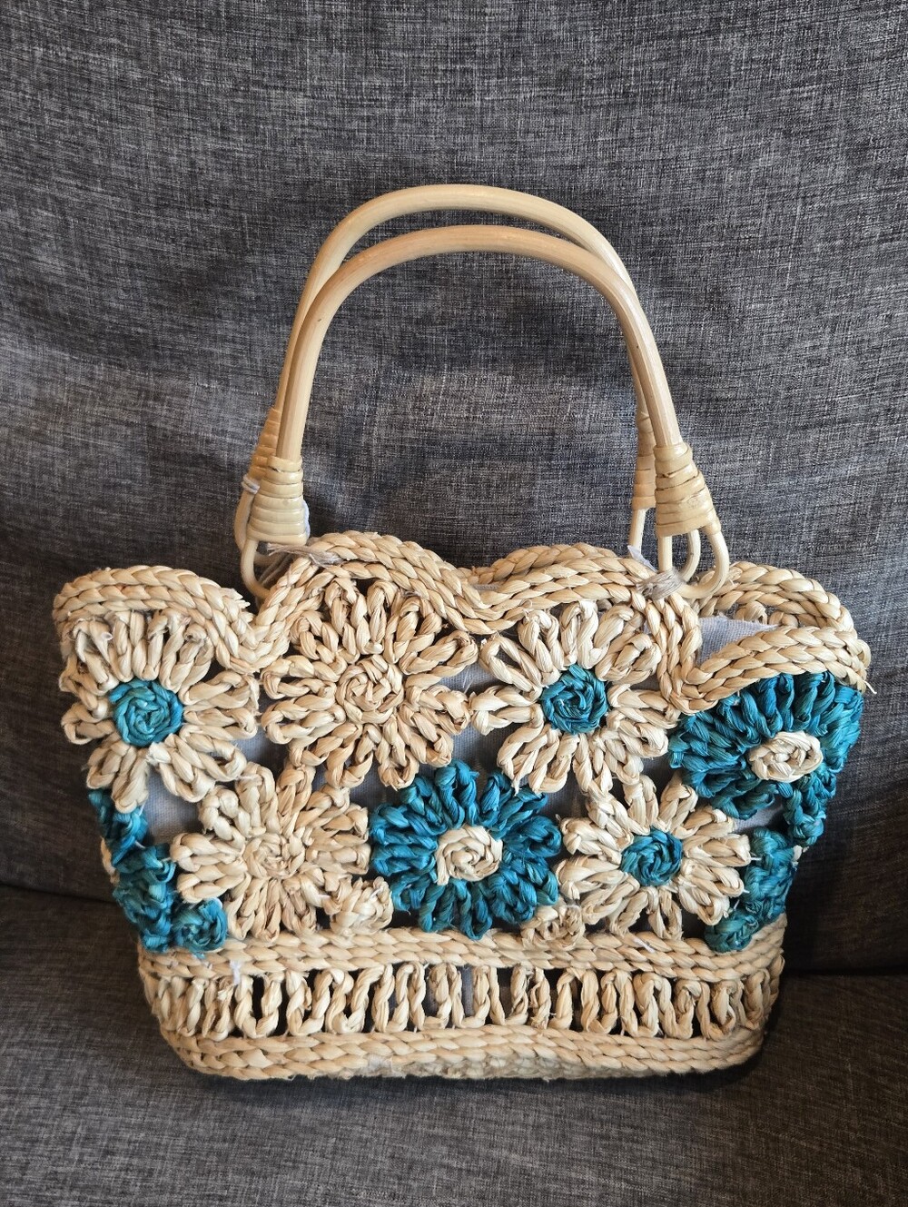 Haute Hippie Teal And Natural Woven Straw Floral Tote Bag With Bamboo Handles - Picture 2 of 7